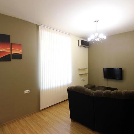 Studio With Balcony On Sayat Nova Avenue Єреван Екстер'єр фото